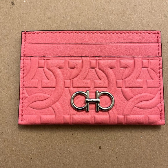 Ferraro women’s embossed leather 2.0 Card Case- pink - Picture 2 of 5